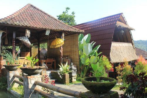 Bed & Breakfast Amartya Puri Green Cottages