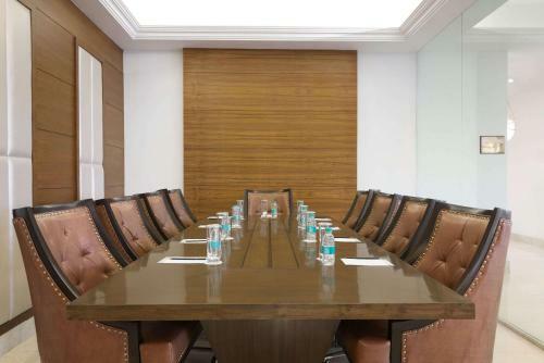 Hotel Ramada Plaza, Chandigarh, Zirakpur