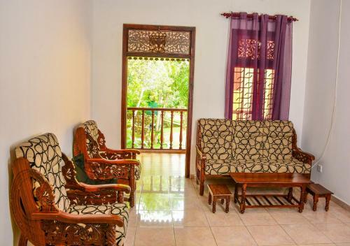 Hostal Araliya Gardens