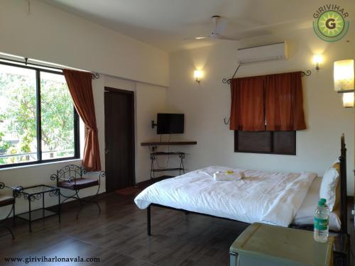 Hotel Girivihar Holiday Club