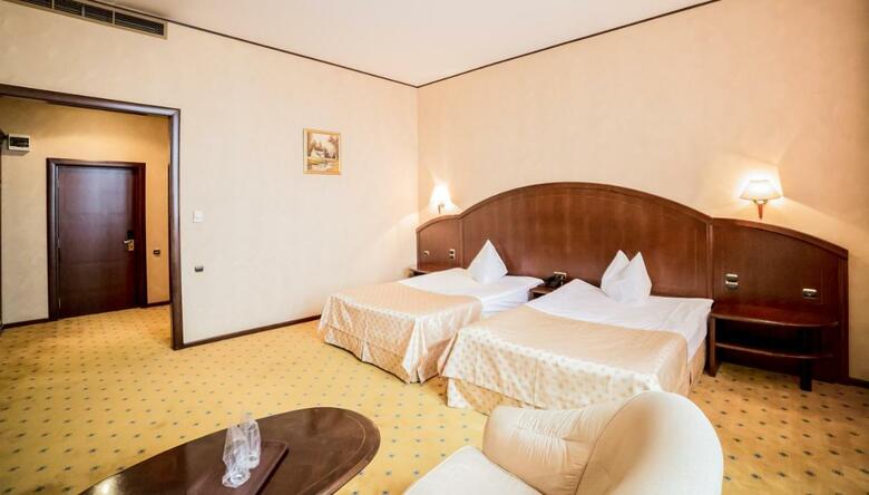 Hotel President