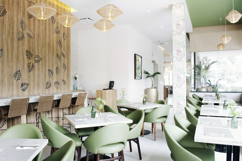 �urea Hotel And Suites