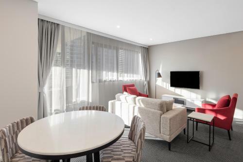 Hotel Meriton Kent Street