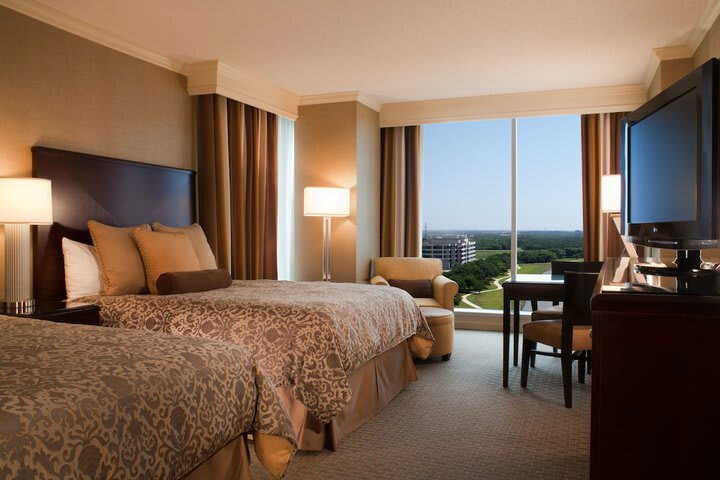 Hotel Omni Dallas Park West