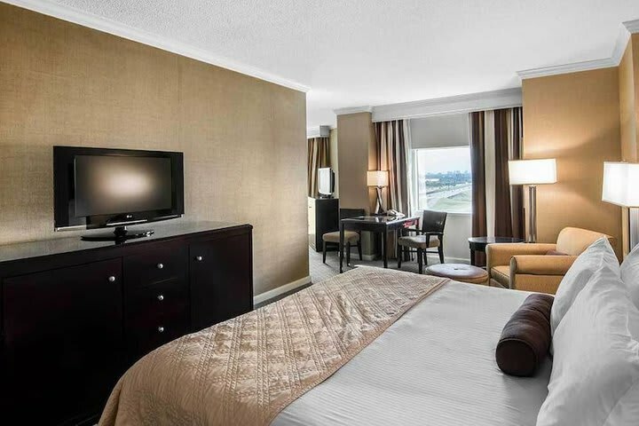 Hotel Omni Dallas Park West