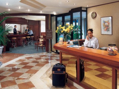 Hotel Median Chatillon