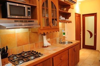 Hotel Velero Beach Resort