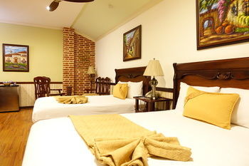 Hotel Platino (.)