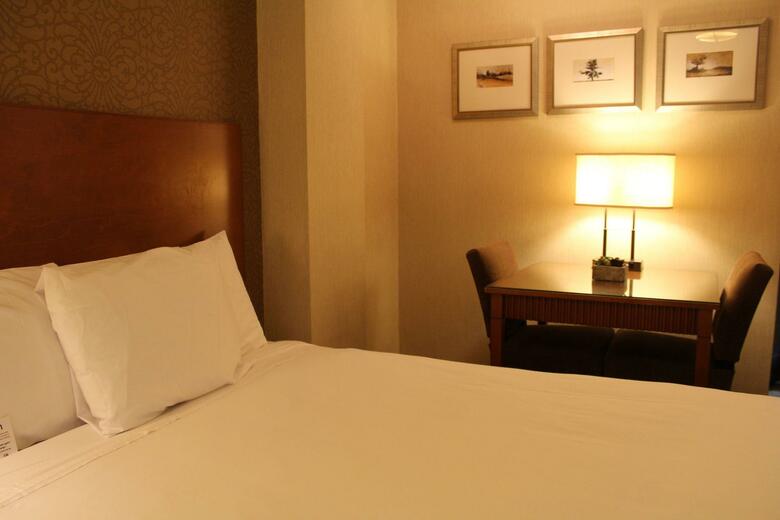 Executive Hotel Pacific