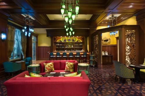 Hotel Itc Grand Bharat, A Luxury Collection Retreat.