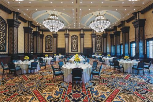 Hotel Itc Grand Bharat, A Luxury Collection Retreat.