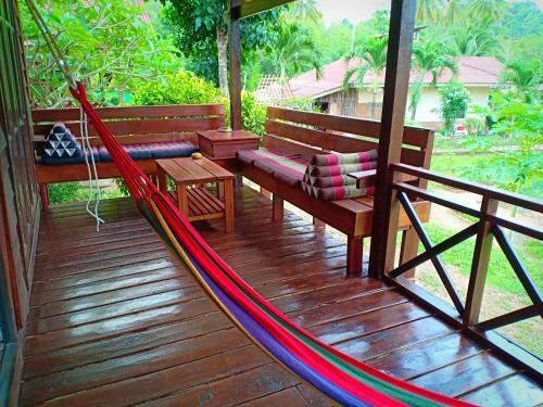 Hotel Suntisook Resort