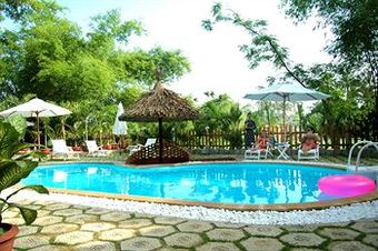 Long Life Hotel