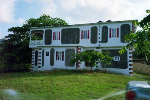 Hostal Boston Beach Guesthouse