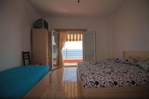 Apartamento Anxhelos' Flats