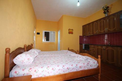 Apartamento Anxhelos' Flats