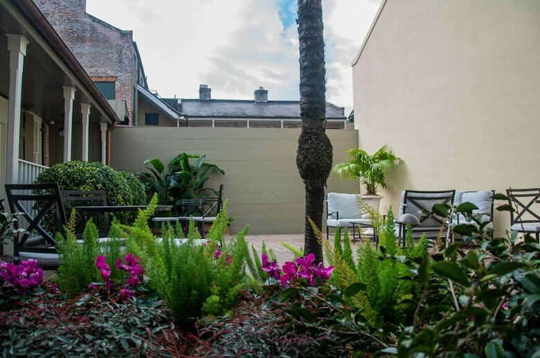Dauphine Orleans Hotel