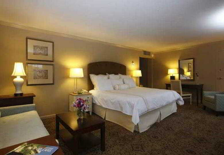 Dauphine Orleans Hotel