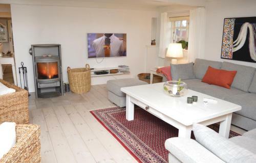 Five-bedroom Holiday Home R�m� With Sea View 09