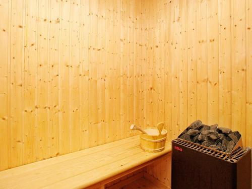 Four-bedroom Holiday Home In Brovst 6