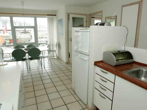 Three-bedroom Holiday Home In Hasle 1