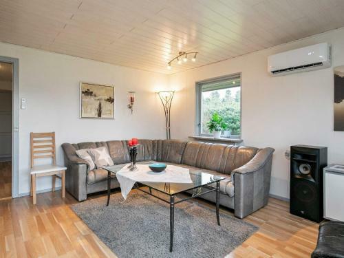 Two-bedroom Holiday Home In Hals 22