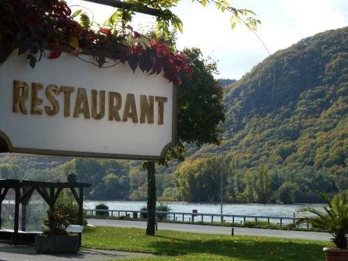 Hotel Sch�n