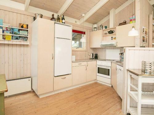Two-bedroom Holiday Home In Skagen 12