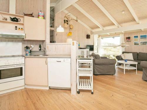 Two-bedroom Holiday Home In Skagen 12