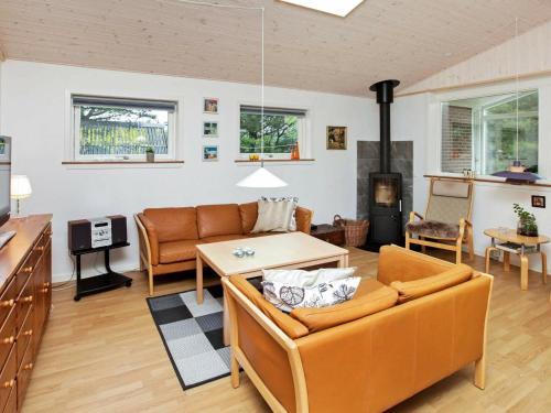 Three-bedroom Holiday Home In Jerup 5