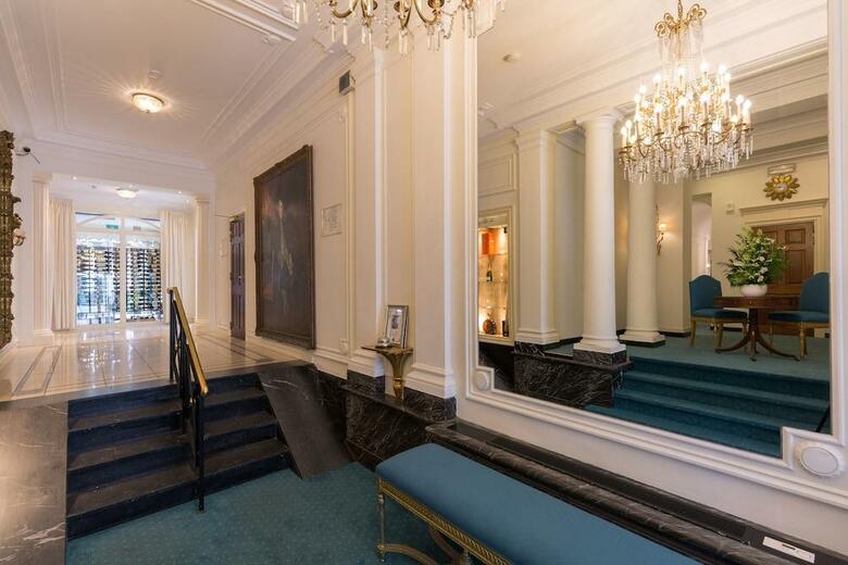 Hotel Stanhope