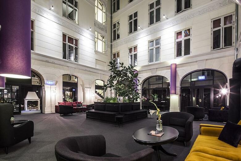 Hotel First Kong Frederik