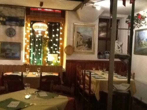 Hostal Guest House Pizzeria Pazza Da Gianni