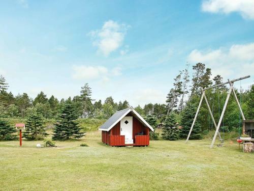 Three-bedroom Holiday Home In S�by 17