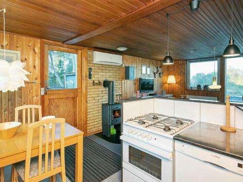 Three-bedroom Holiday Home In S�by 17