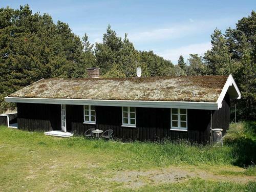 Four-bedroom Holiday Home In �lb�k 15