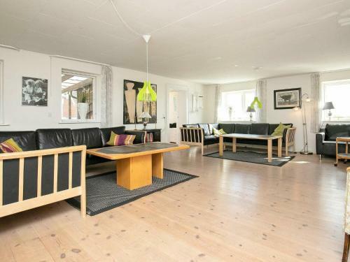Five-bedroom Holiday Home In Vestervig 2
