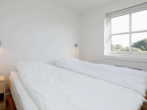 Four-bedroom Holiday Home In Hanstholm 1