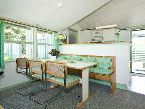 Two-bedroom Holiday Home In Vestervig 1