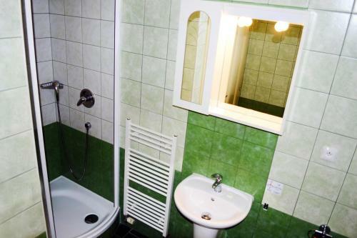 Hostal Pension Fontana
