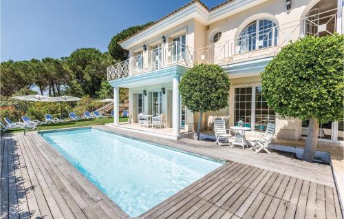 Six-bedroom Holiday Home Cabrils With Sea View 05