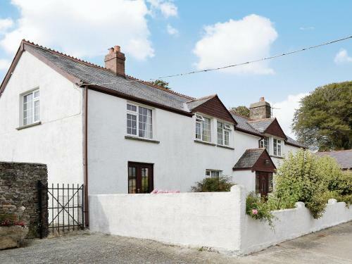 Granny Bond's Farmhouse