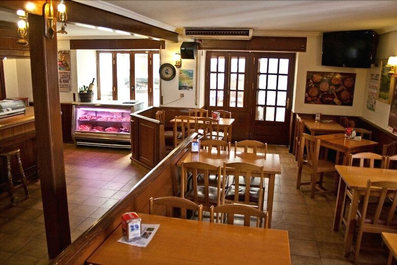 Albergue Hostal La Maya