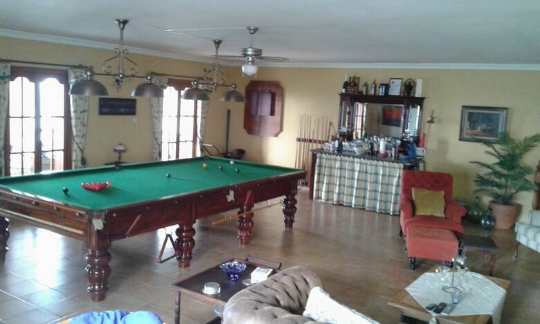 Casa Roble B&B