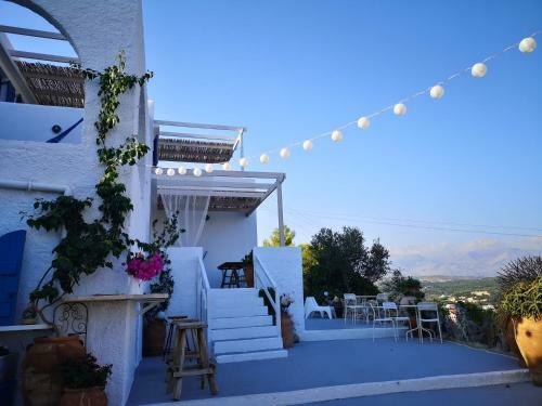 7 Olives Apartments