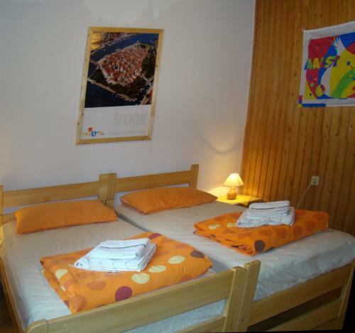 Apartments Maroflin