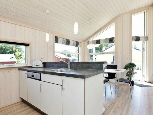 Two-bedroom Holiday Home In Gro�enbrode 2
