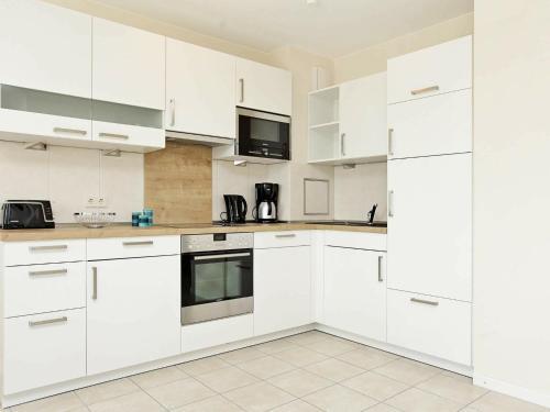 Two-bedroom Holiday Home In Gro�enbrode 10