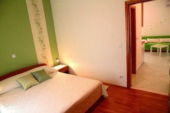 Apartments Pera