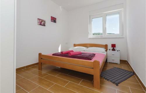 One-bedroom Apartment Saldun With Sea View 09
